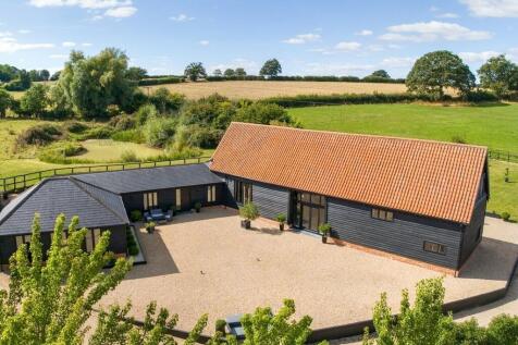 Whepstead Road, Bury St Edmunds IP29 4 bed barn conversion for sale