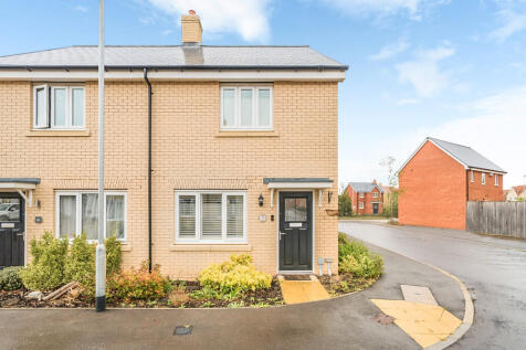 Pettits Drive, Bury St. Edmunds IP32 2 bed barn conversion for sale