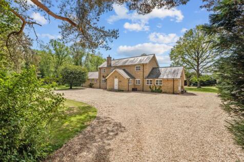 Wareham, Dorset 4 bed detached house for sale