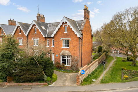 Audley Road, Saffron Walden 5 bed end of terrace house for sale