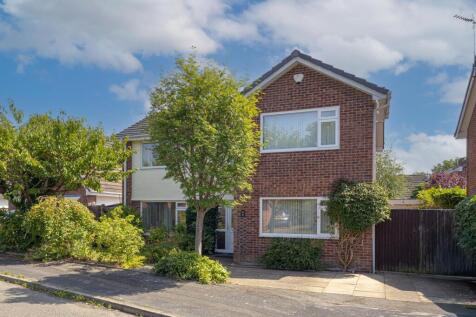 Abbots Way, Hartford, CW8 4 bed detached house for sale