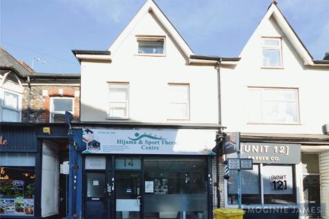Mackintosh Place, Cardiff 2 bed apartment for sale