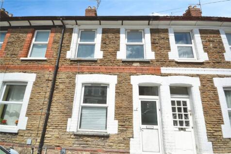 Treharris Street, Roath, Cardiff 2 bed terraced house for sale