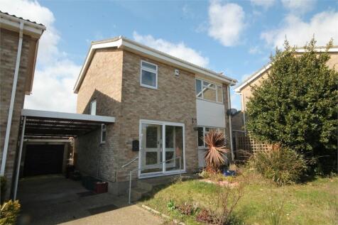 Grange Close, FRINTON HOMELANDS, CO14 3 bed detached house for sale