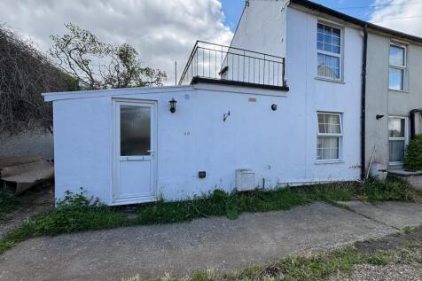 Alfred Terrace, Walton on the Naze, CO14 1 bed semi
