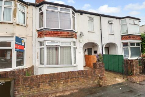 4 bedroom maisonette for sale