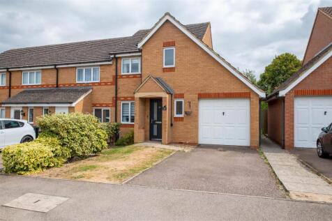 Tewkesbury Drive, Rushden 3 bed end of terrace house for sale