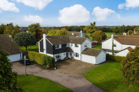 Sharpenhoe Road, Bedford MK45 5 bed detached house for sale