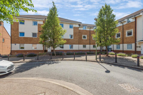 Eddington Crescent, Welwyn Garden City 2 bed apartment for sale
