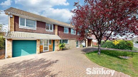 Chatsworth Drive, Mansfield, NG18 5 bed house for sale