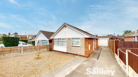2 bedroom detached bungalow for sale