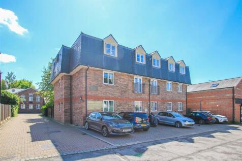 Gresham Close, Brentwood 1 bed apartment for sale