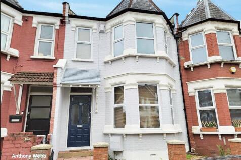 Maryland Road, Wood Green, N22 3 bed terraced house for sale