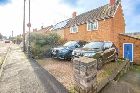 Stottbury Road, Bristol, BS7 3 bed semi