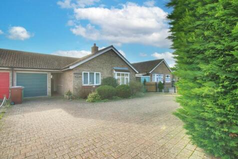 3 bedroom detached bungalow for sale