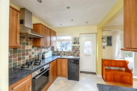 Retford Road, Handsworth, Sheffield 3 bed semi