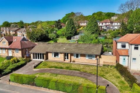Studfield Hill, Loxley, Sheffield 3 bed detached bungalow for sale