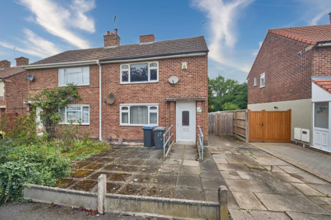 2 bedroom semi-detached house for sale