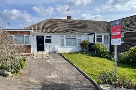 4 bedroom bungalow for sale