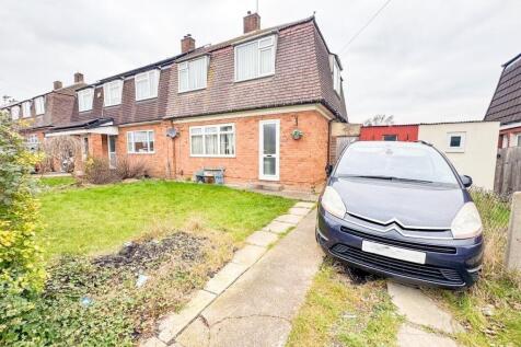 Ashford Road, Patchway, Bristol... 3 bed semi