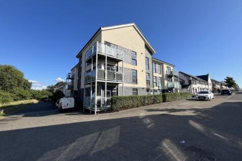 Wood Street, Patchway, Bristol... 2 bed apartment for sale