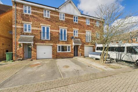 Randall Garth, Driffield, YO25 5PE 3 bed townhouse for sale