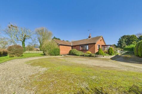 East Gate, Rudston, YO25 4UX 3 bed detached bungalow for sale