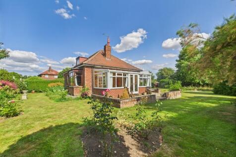 Spellowgate, Driffield, YO25 5BB 4 bed detached bungalow for sale