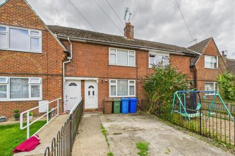 Eastfield Road, Driffield, YO25 5EZ 2 bed terraced house for sale