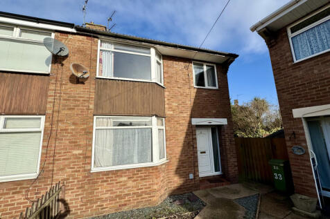 Cherry Garth, Beverley, HU17 0EP 3 bed semi