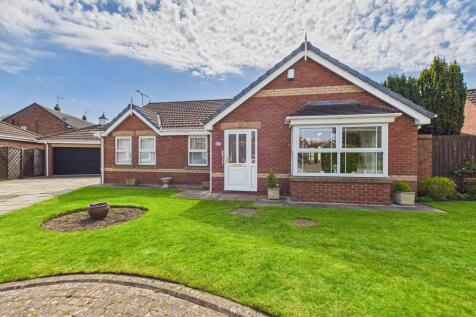 Sellers Drive, Leconfield, HU17 7NA 3 bed detached bungalow for sale