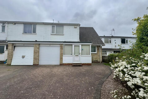 All Hallows Road, Walkington, HU17 8SJ 3 bed semi