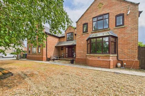 Mereside, Hornsea, HU18 1BG 4 bed detached house for sale
