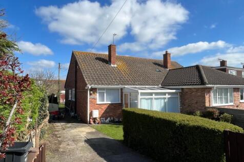 2 bedroom semi-detached bungalow for sale