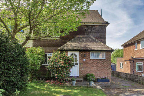 Farmcombe Road, Tunbridge Wells TN2 4 bed semi