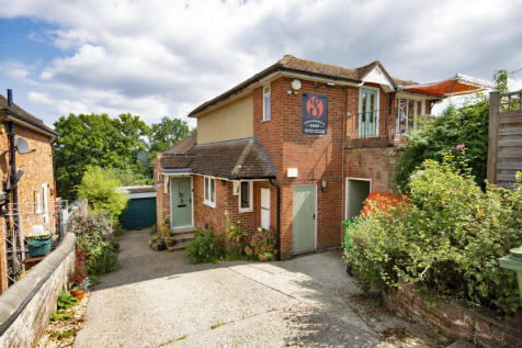 Barden Road, Tunbridge Wells TN3 4 bed detached house for sale