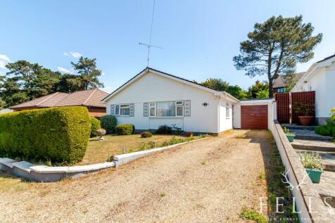 King Close, Ringwood BH24 2 bed detached bungalow for sale