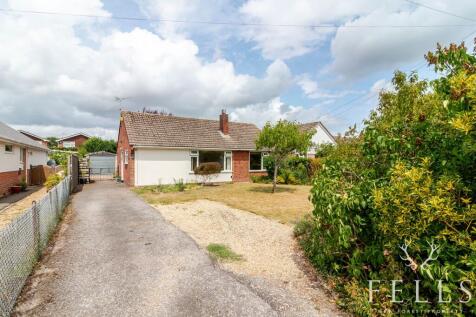 Orchard Close, Ringwood BH24 2 bed detached bungalow for sale