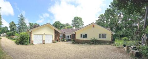 4 bedroom bungalow for sale