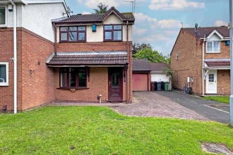 Stubley Drive, Wolverhampton 3 bed end of terrace house for sale