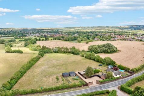 Sparrow Hall Cottages, Edlesborough 6 bed detached house for sale