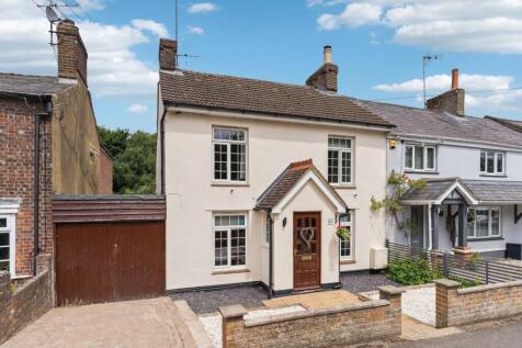London Road, Markyate, AL3 3 bed cottage for sale