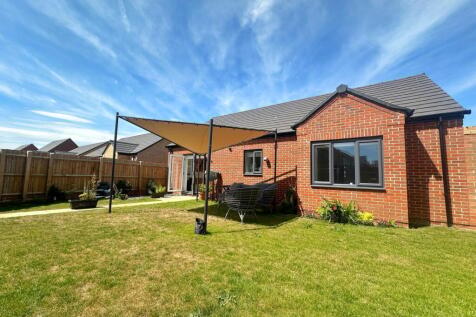 Little Port, Ely, CB6 2 bed bungalow for sale