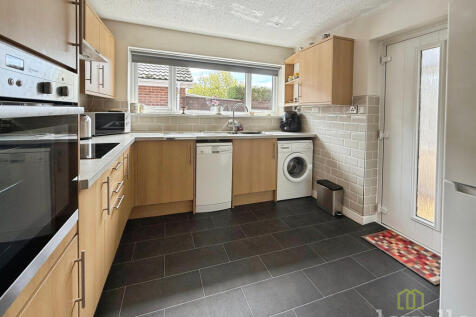 Marlow Road, Gainsborough DN21 2 bed detached bungalow for sale