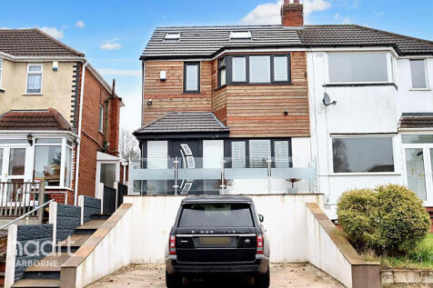 4 bedroom semi-detached house for sale