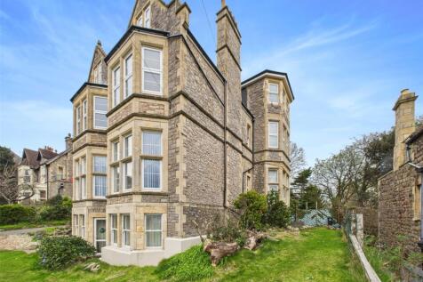 4 bedroom flat for sale