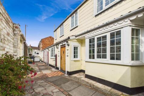 Detached house for sale