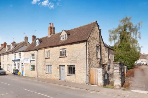 31 High Street, Eynsham OX29 4 bed end of terrace house for sale