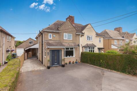 4 bedroom semi-detached house for sale