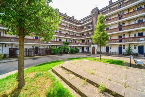 3 bedroom ground floor flat for sale